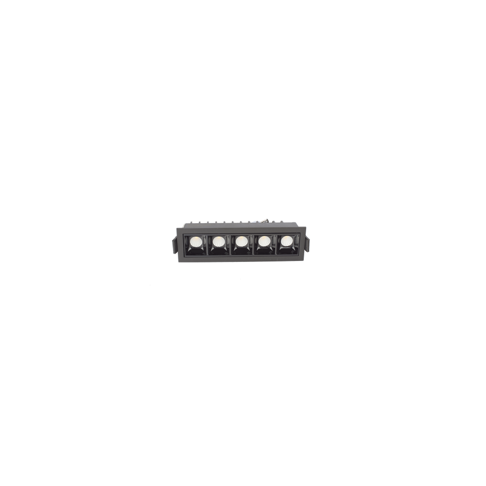 Reflector Empotrable / LUZ Fría / 110 V / 10 W / 750 lúmenes / 50000 h